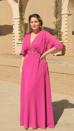 Vestido Plus Size Longo Bordado Cintura
