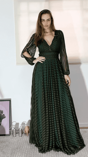 Vestido Manga Longa  Tule texturizado com listras