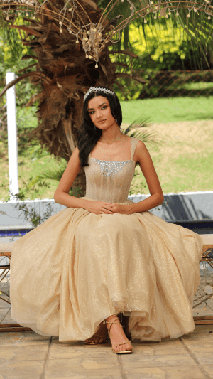 Vestido Midi Princesa Dourado com Bordado Prateado Debutantes - Imagem 2