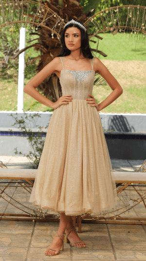 Vestido Midi Princesa Dourado com Bordado Prateado Debutantes - Imagem 3
