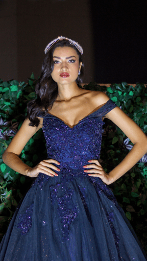 Vestido Azul Marinho Bordado em Cristais Swarovski Debutante - Imagem 2
