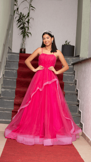 Vestido de Tule Rosa Alça Removível Saia Volumosa Debutante