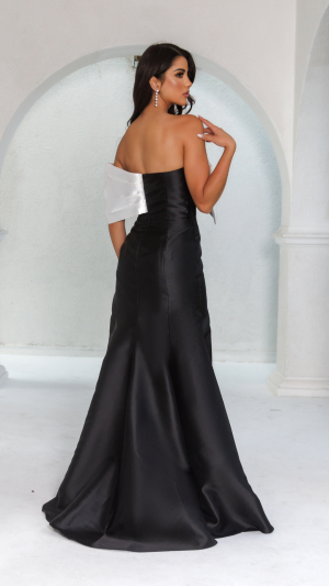 Vestido sereia preto em zibeline com detalhe de laço - Imagem 9