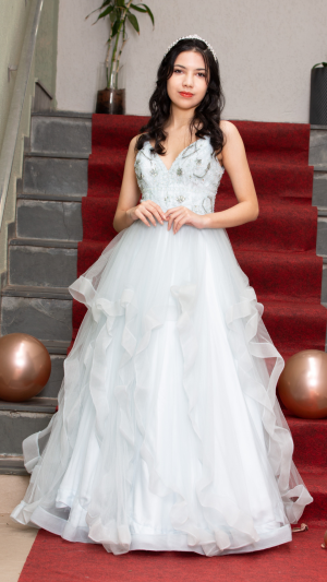 Vestido Tule Volumoso com Bordado e Babados para Debutante - Imagem 2