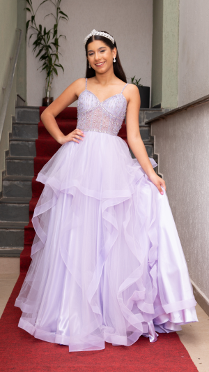 Vestido Lilás de Tule com Bordado e Saia  Cascata Volumosa