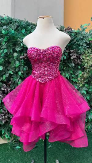 Vestido Curto Pink Tomara que Caia com Pedrarias e Saia de Tule Brilhante para Debutantes - Imagem 2