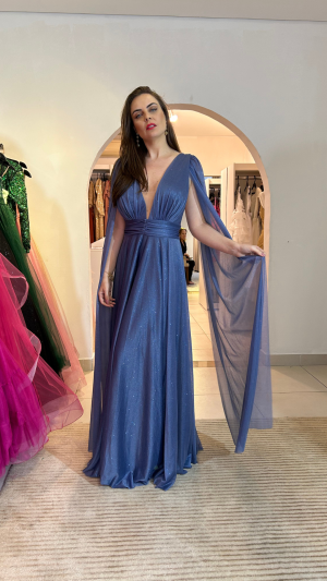 Vestido Longo com Capa Fluida e Decote Profundo Glamour - Imagem 8