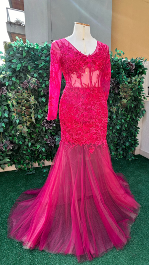 Vestido Longo Marsala Bordado em Tule com Transparência – Modelo Sereia Elegante para Madrinhas e Mãe da Noiva - Imagem 2