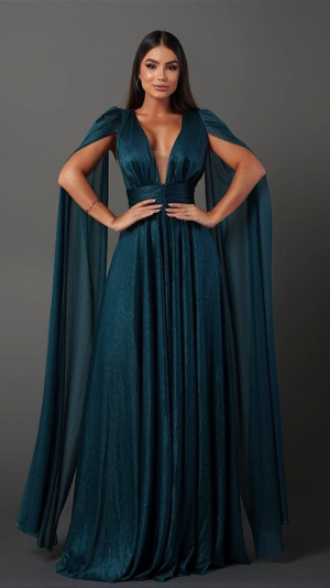 Vestido Longo com Capa Fluida e Decote Profundo Glamour - Imagem 16