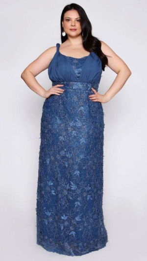 Vestido 3 em 1 Longo Azul com Saia em Renda Bordada e Blusa Versátil – Plus Size - Imagem 3