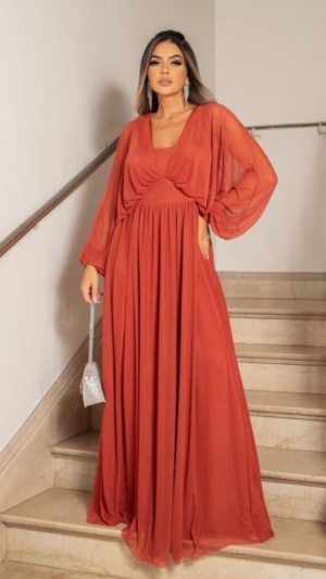 Vestido Longo Terracota com Manga Bufante em Tule e Decote Profundo para Madrinhas e Festas Elegantes - Imagem 7