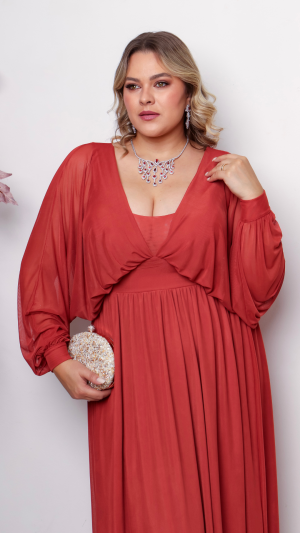 Vestido Longo Terracota com Manga Bufante em Tule e Decote Profundo para Madrinhas e Festas Elegantes