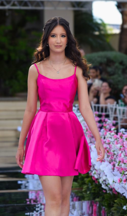 Ju parte 2 - Vestido curto debutante rosa