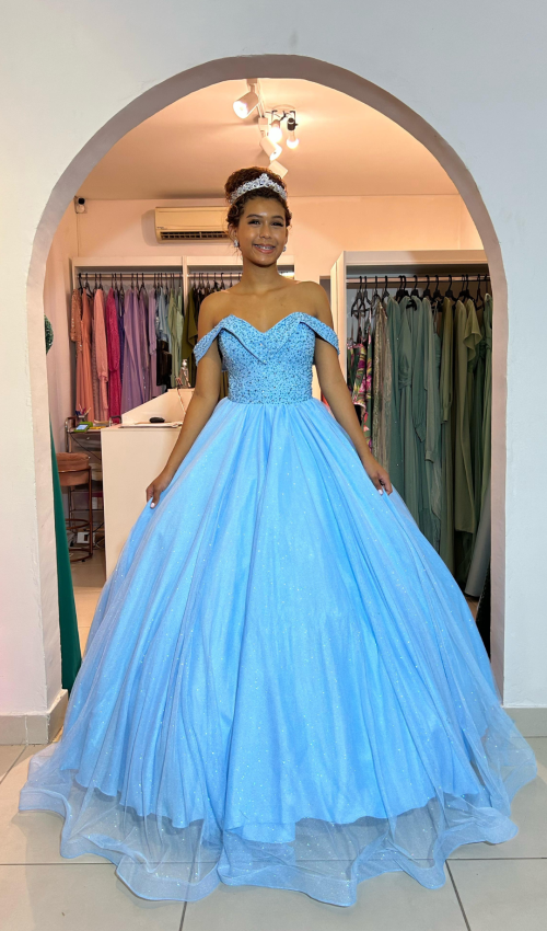 Vestido Azul Debutante com Saia Longa Estilo Princesa