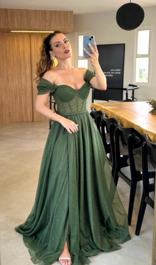 Vestido com tule verde