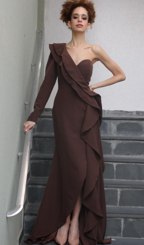 Vestido de Festa Assimétrico Marrom com Babados